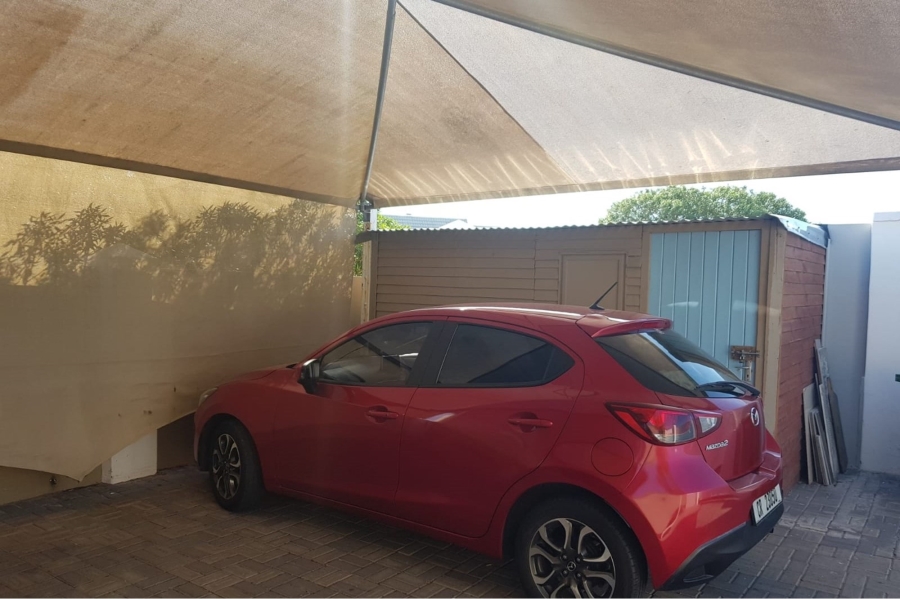To Let 1 Bedroom Property for Rent in Country Club Western Cape